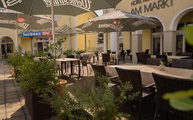 Warias Hotel&Restaurant am Geiseltalsee - Nähe Merseburg